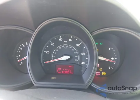 2013 Kia Rio Ex z USA, uszkodzony, nr VIN KNADN4A33D6103092